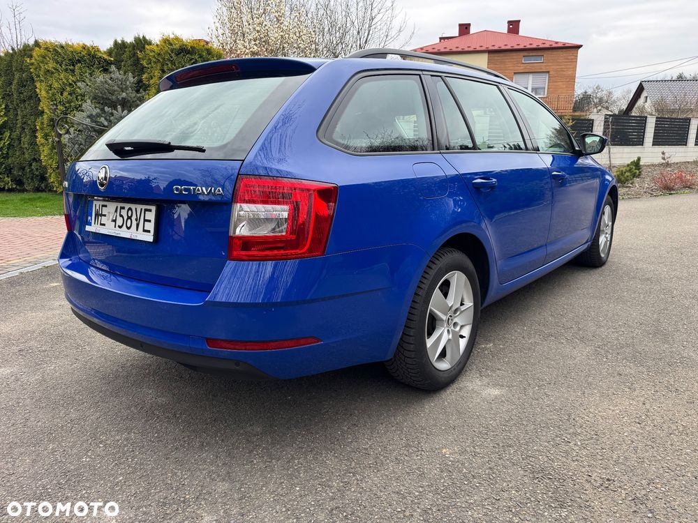 Skoda Octavia 2.0 TDI Ambition DSG - 6