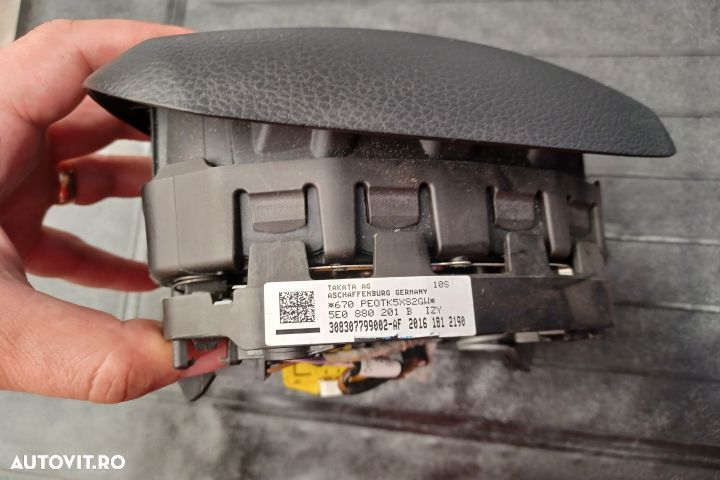 Airbag volan / sofer 5E0880201B PIESA NOUA 5E0880201B Skoda Octavia 3 - 5