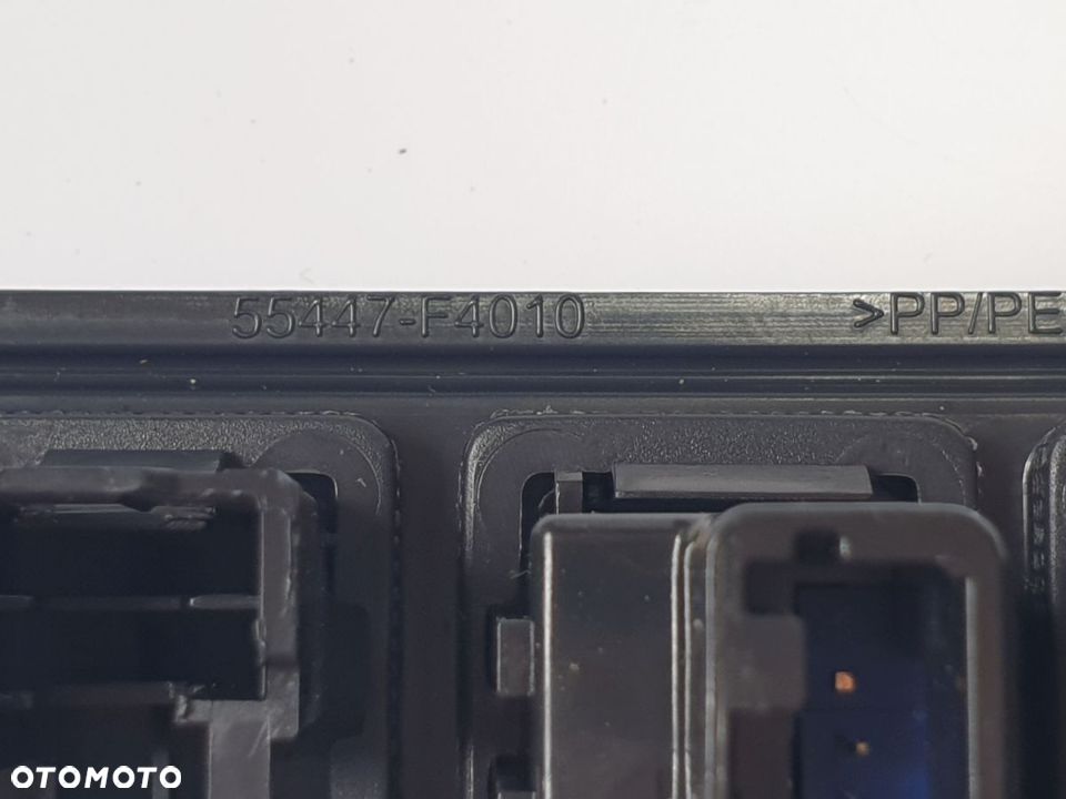 TOYOTA C-HR od 2019r Przełącznik Świateł - 5