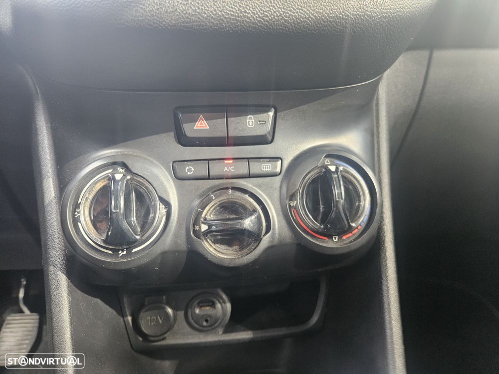 Peugeot 208 1.4 HDi - 22