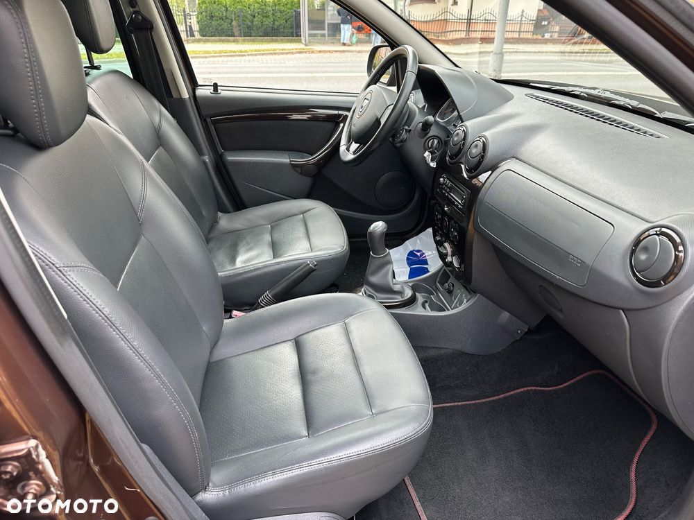 Dacia Duster 1.6 Laureate - 22