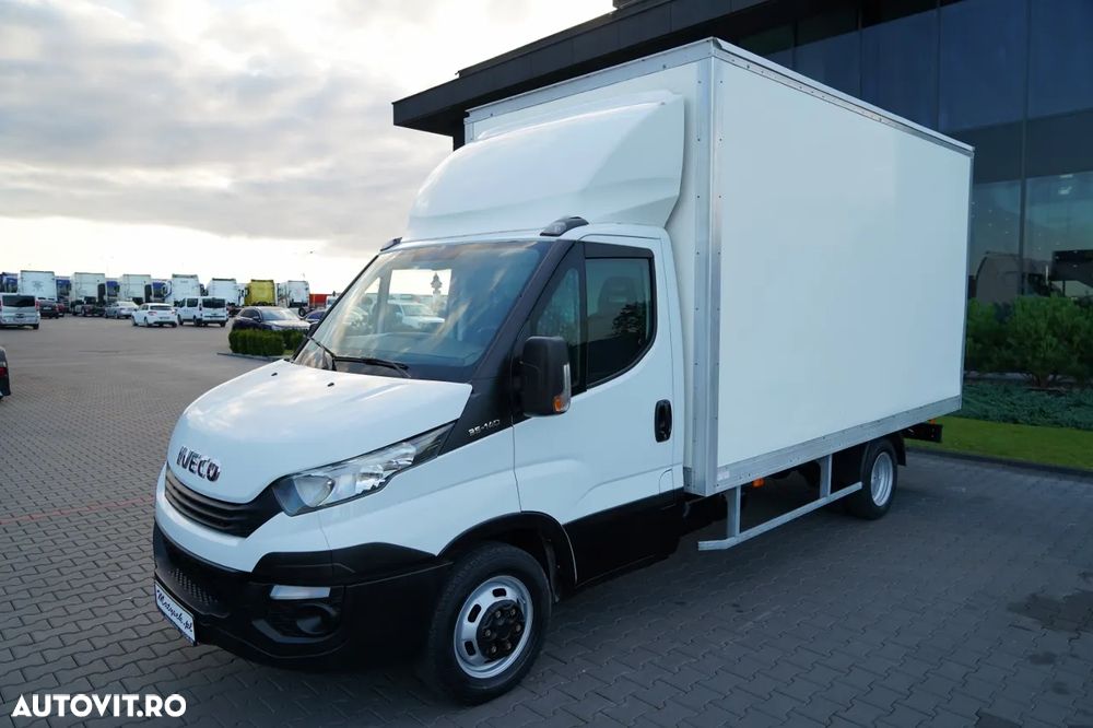 Iveco DAILY 35-140 / CONTAINER / DUBLU / MANUAL / ROLURI / MASĂ NETĂ: 3500 KG / 2017 - 5