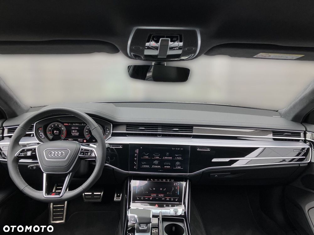 Audi A8 - 10