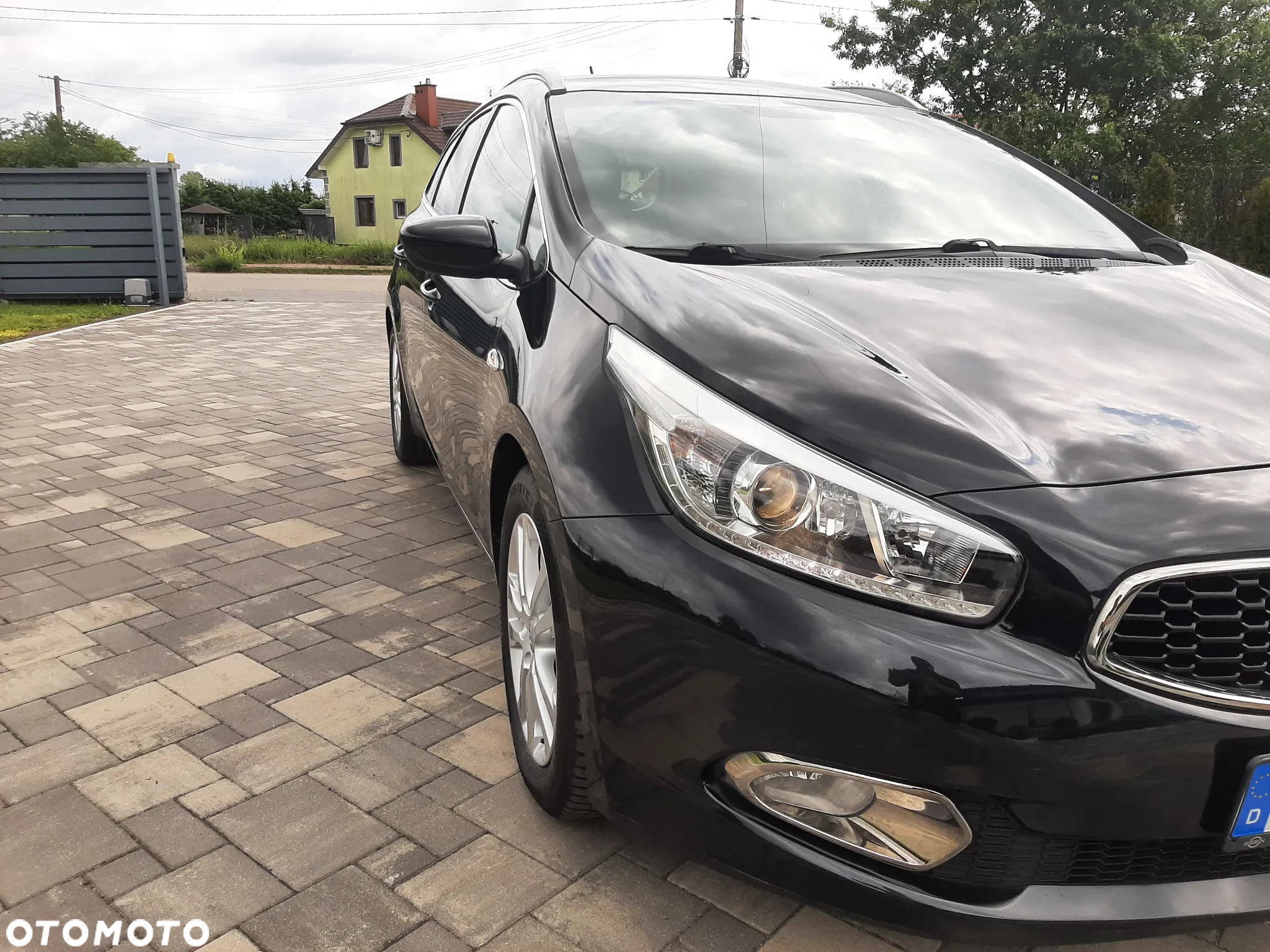 Kia Ceed 1.6 CRDi 128 Platinum Edition - 11