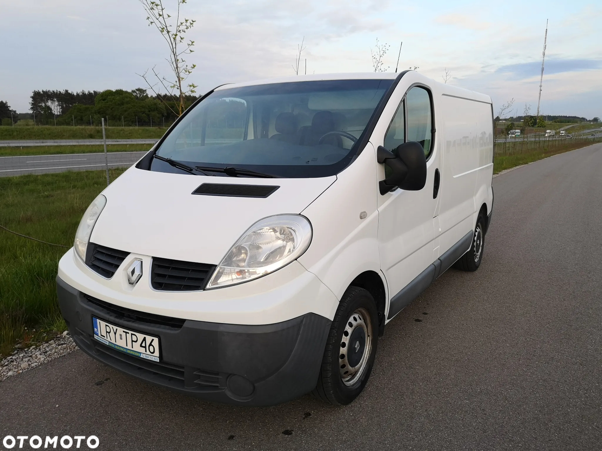 Renault TRAFIC - 10
