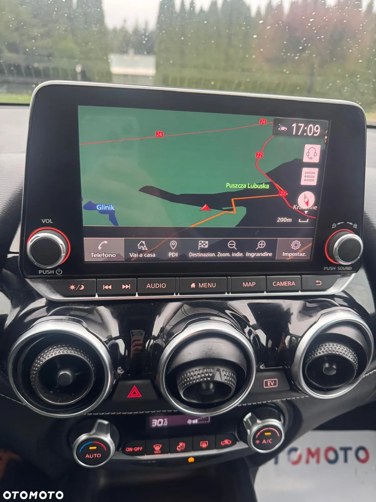 Nissan Juke 1.6 Hybrid 4AMT Premiere Edition - 11