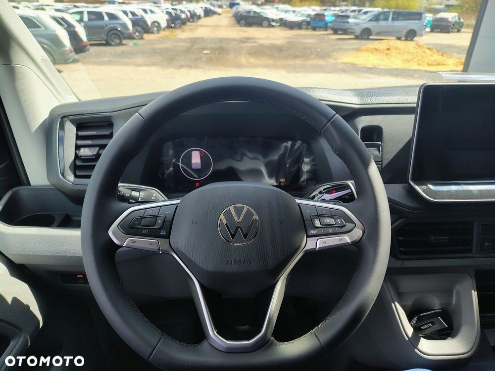 Volkswagen Crafter 35 2.0 TDI L4H3 4490 177KM AUTOMAT - 12