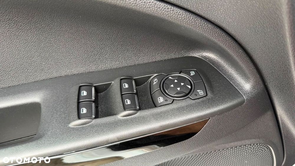 Ford EcoSport - 40