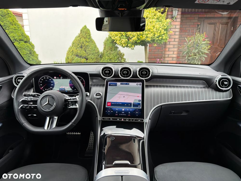 Mercedes-Benz GLC 220 d 4Matic 9G-TRONIC AMG Line Advanced - 8