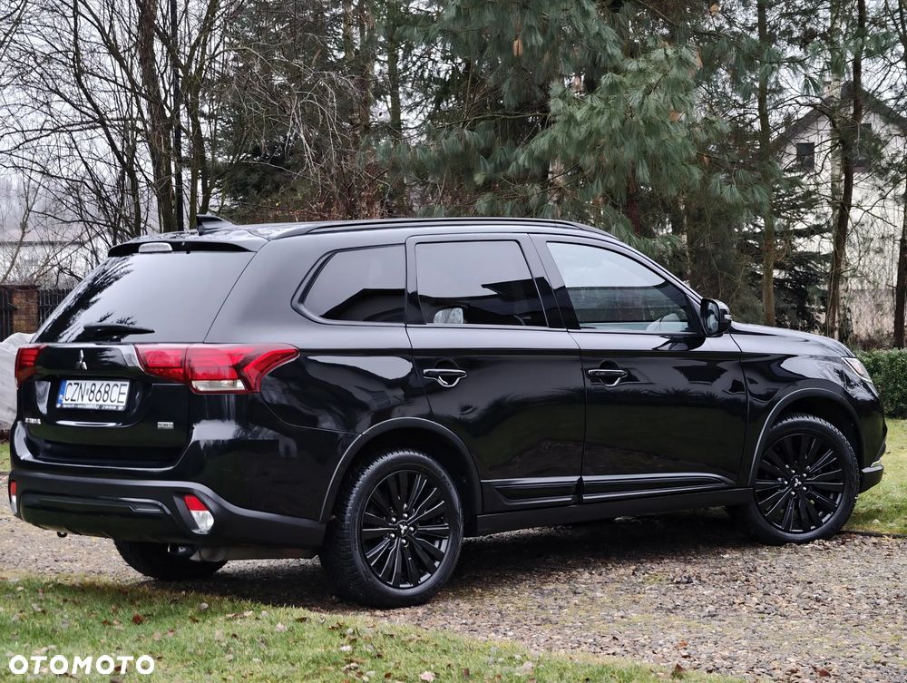 Mitsubishi Outlander 2.4 4WD CVT Intense - 27