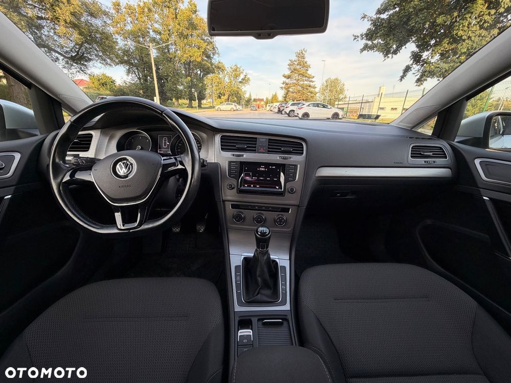 Volkswagen Golf 1.6 TDI BMT Comfortline - 12