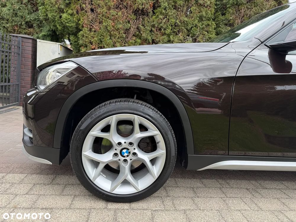 BMW X1 xDrive18d xLine - 13