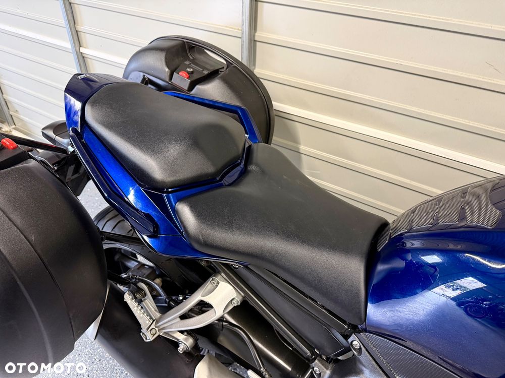 Yamaha FZ - 13