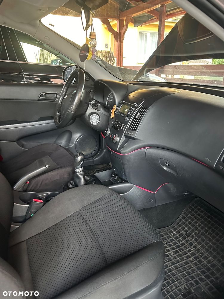 Hyundai i30 1.4 Blue Classic - 17