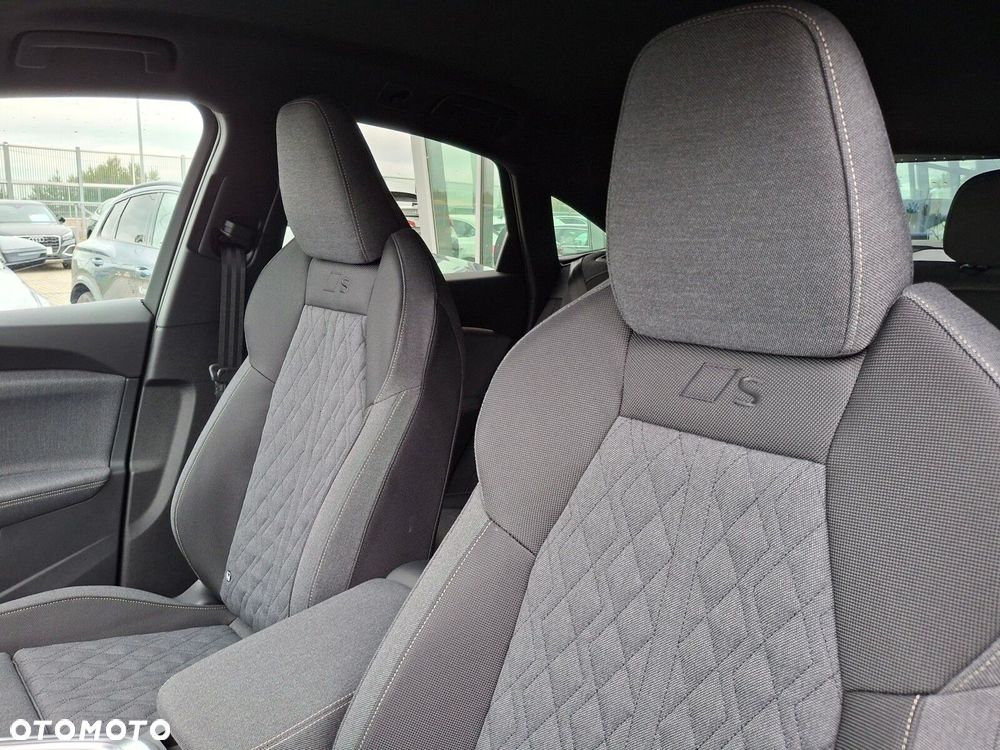 Audi Q5 Sportback - 22