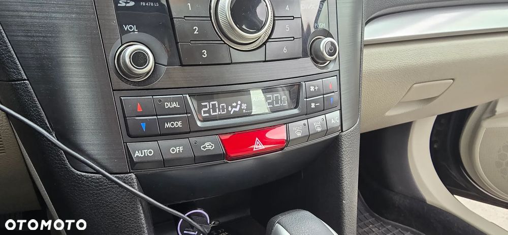 Subaru Outback 2.0D Comfort Lineartronic - 15