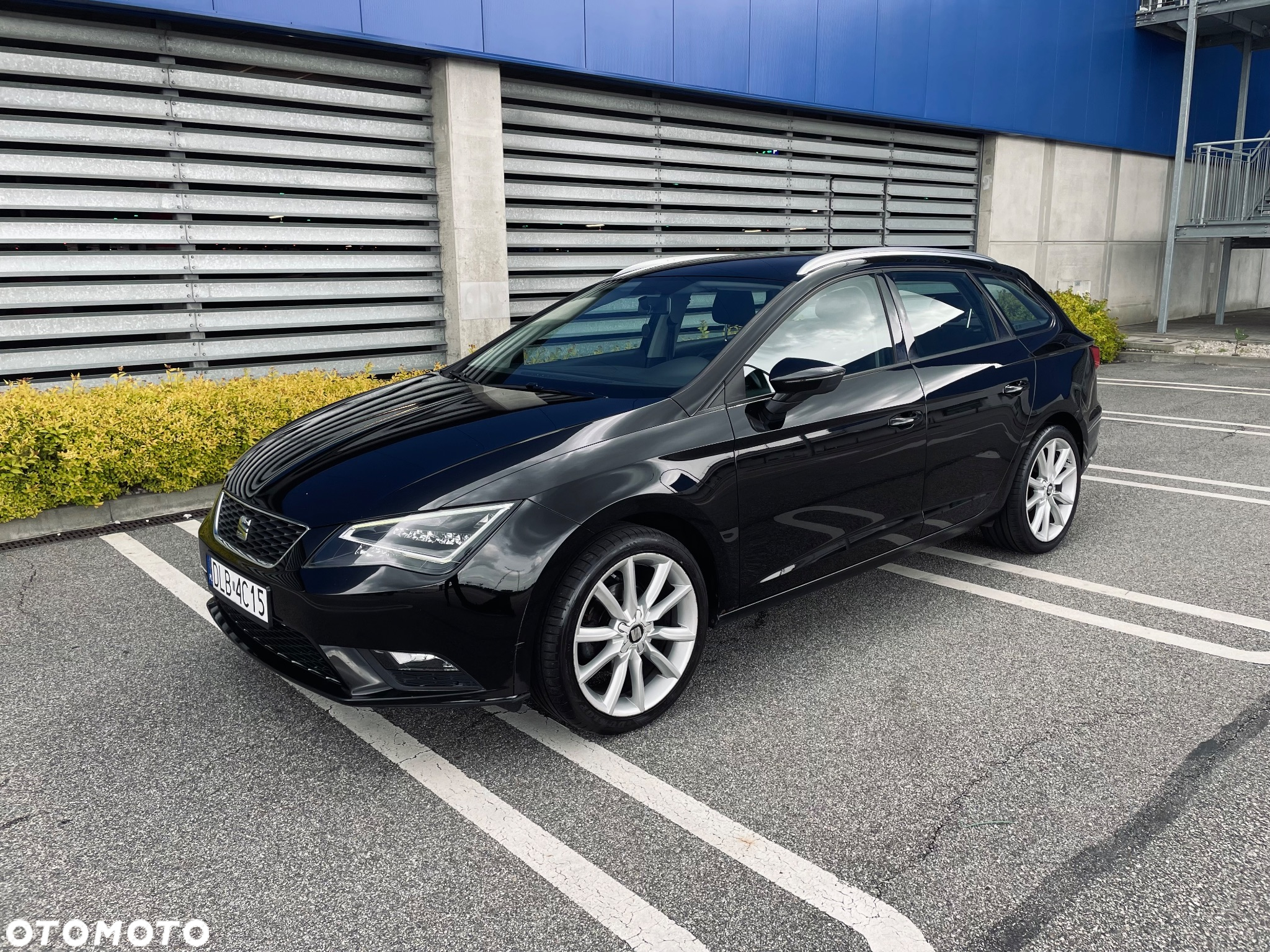 Seat Leon 1.6 TDI Style - 3