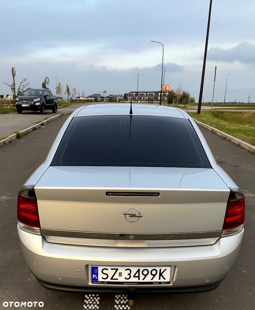 Opel Vectra 1.8 Essentia - 14