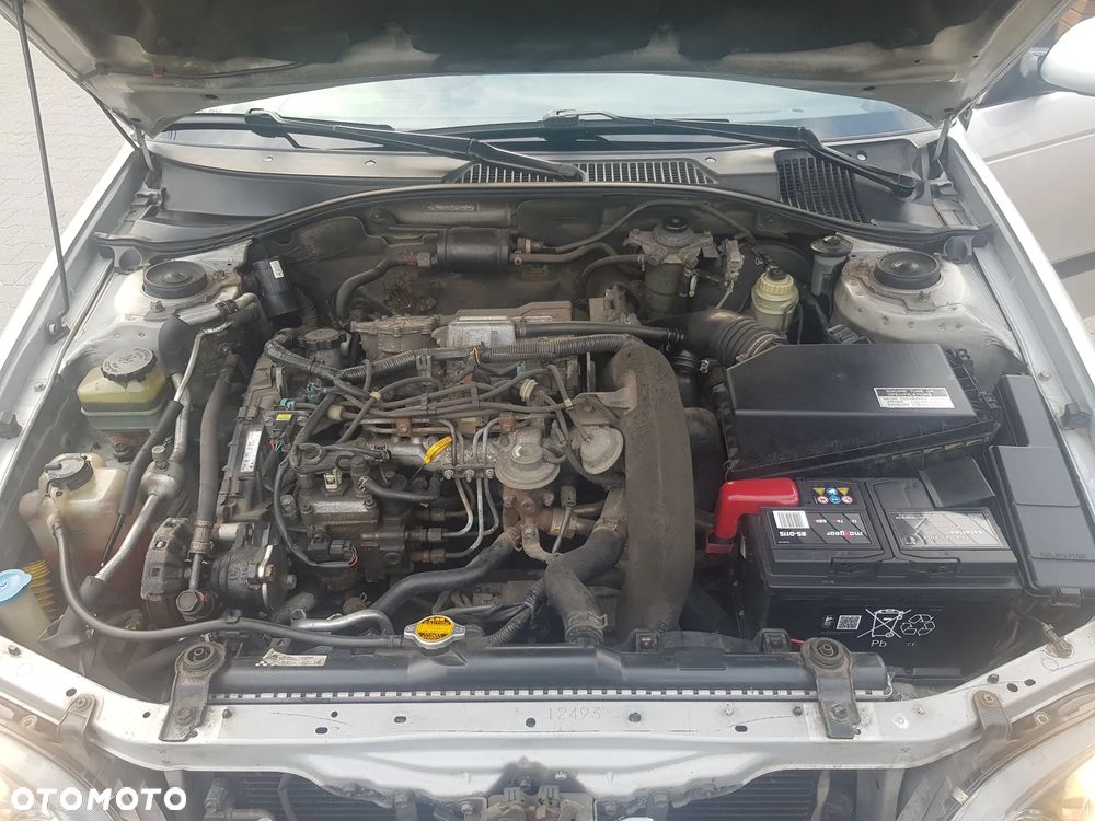 Toyota Avensis - 9