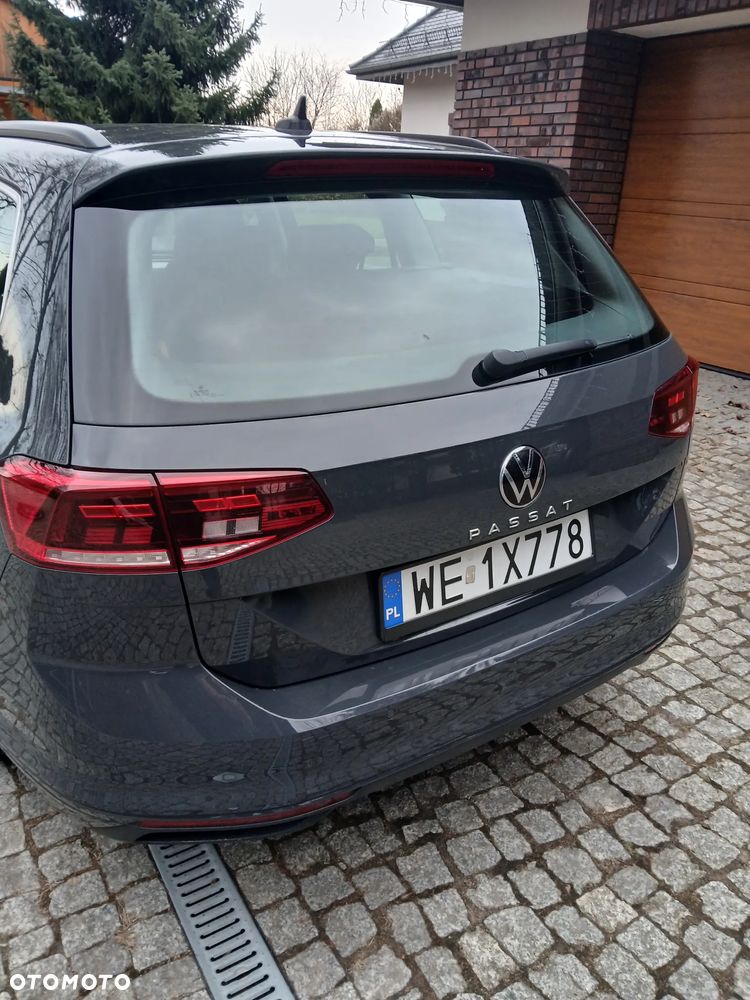 Volkswagen Passat - 5
