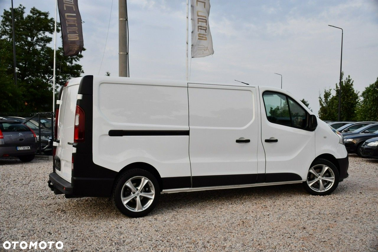 Renault Trafic - 25
