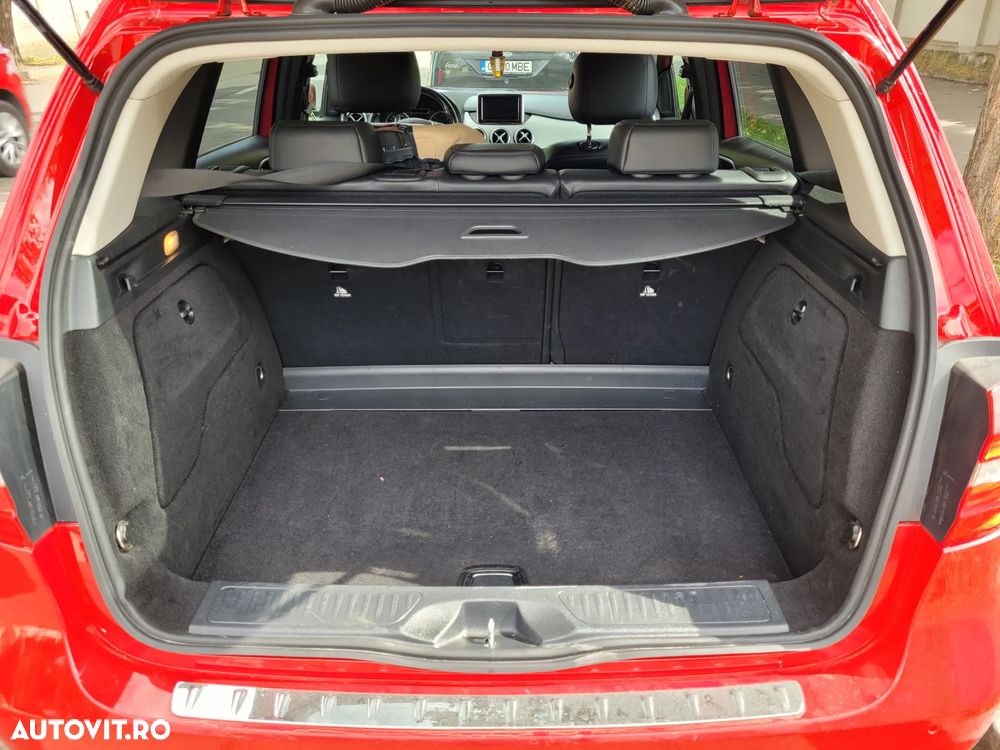 Mercedes-Benz B 180 - 6