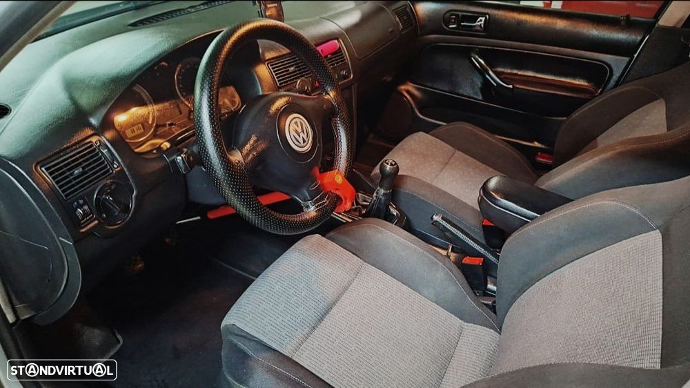 VW Golf Variant 1.9 TDI Highline - 6