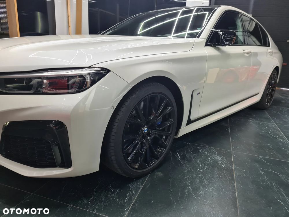 BMW Seria 7 730d xDrive sport - 25