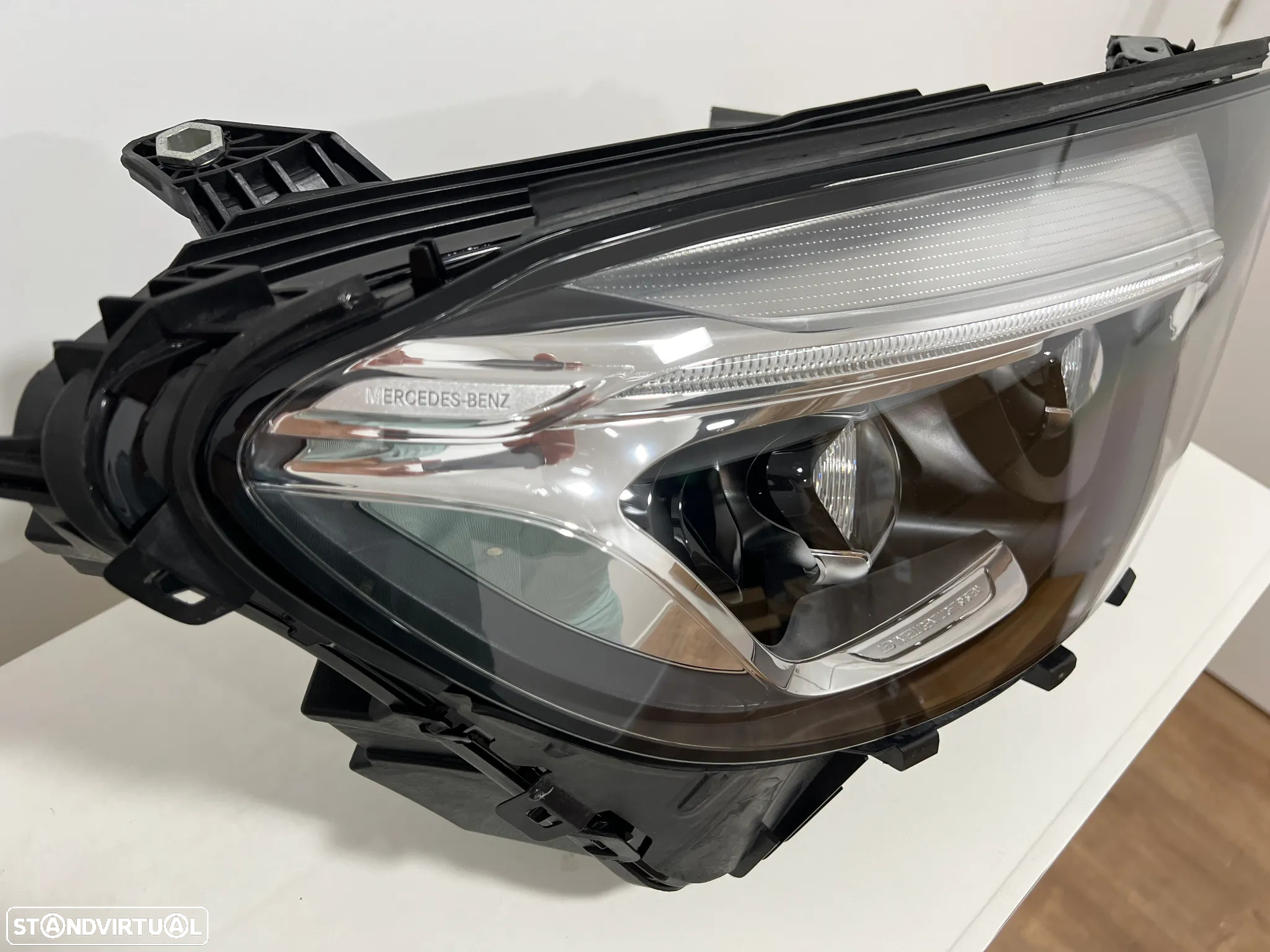 Farol Otica Original Mercedes GLC W253 Full Led lado Direito - 2