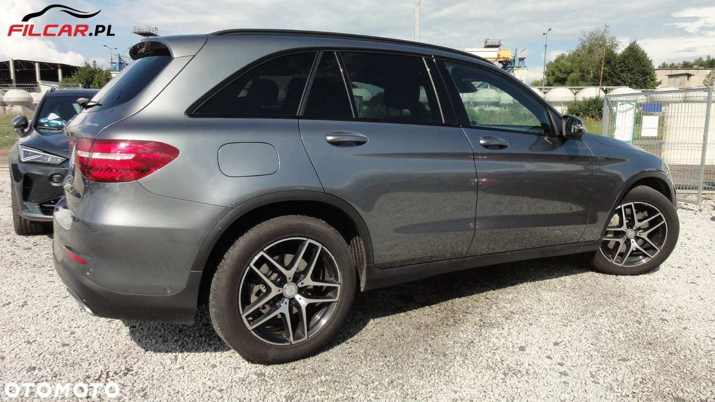Mercedes-Benz GLC - 23