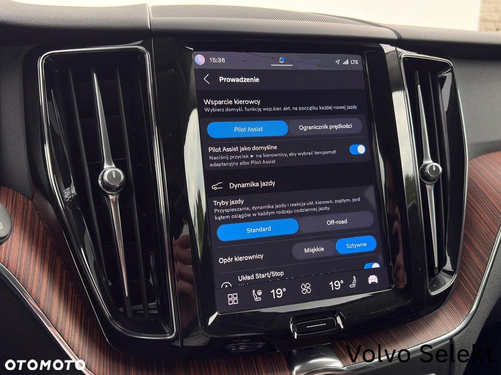 Volvo XC 60 - 30