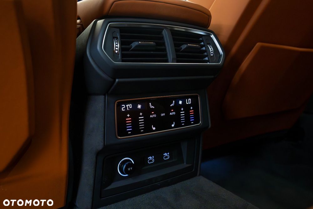 Lamborghini Urus - 21