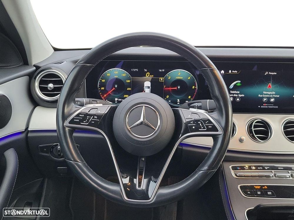 Mercedes-Benz E 220 d Avantgarde - 13