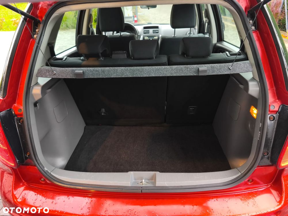 Suzuki SX4 1.6 VVT Streetline 4x2 Club - 23