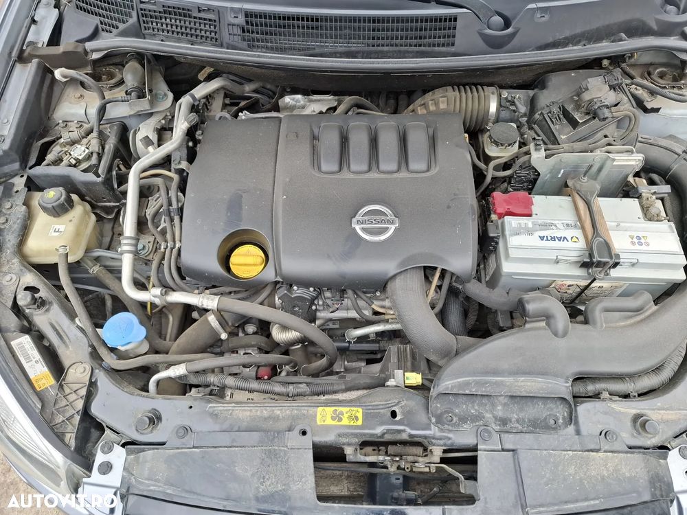 Nissan Qashqai 2.0 DCI DPF Tekna - 12