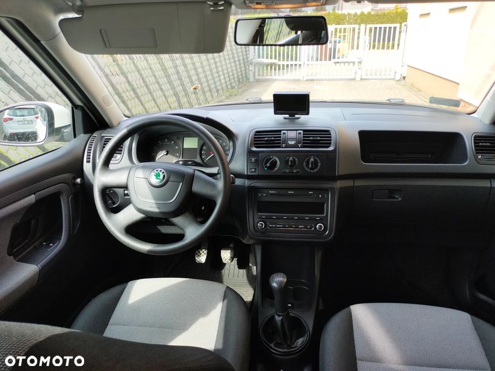 Skoda Fabia 1.4 16V Active - 11