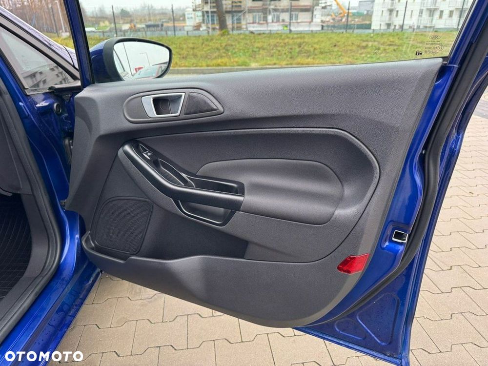 Ford Fiesta 1.25 Silver X - 31