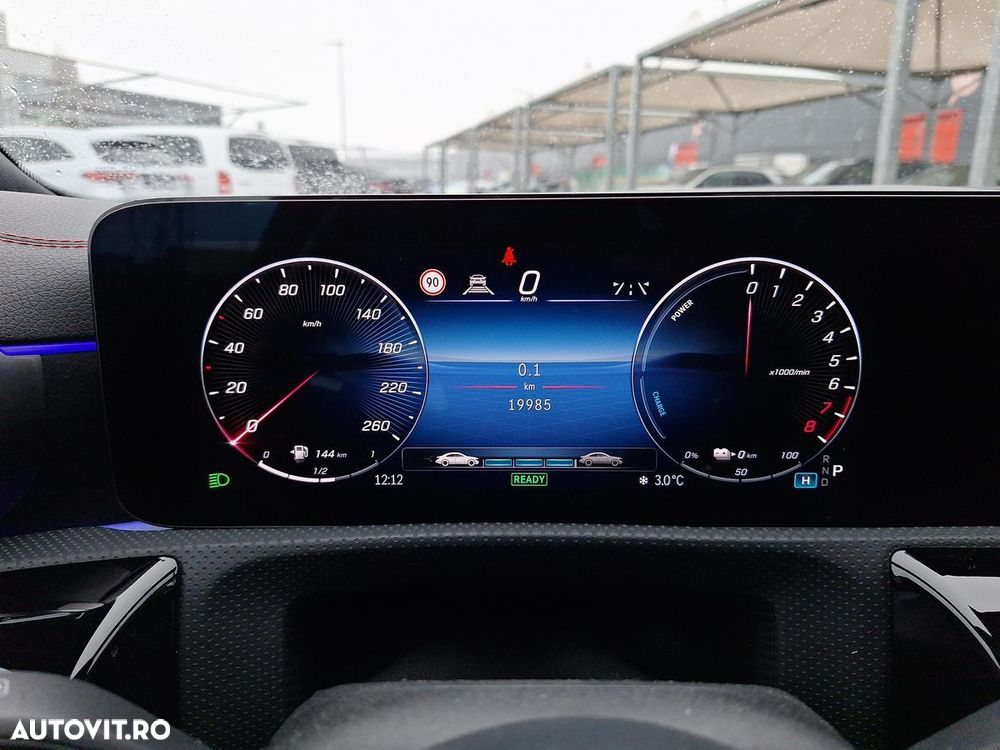 Mercedes-Benz CLA 250 e 8G-DCT AMG Line - 24