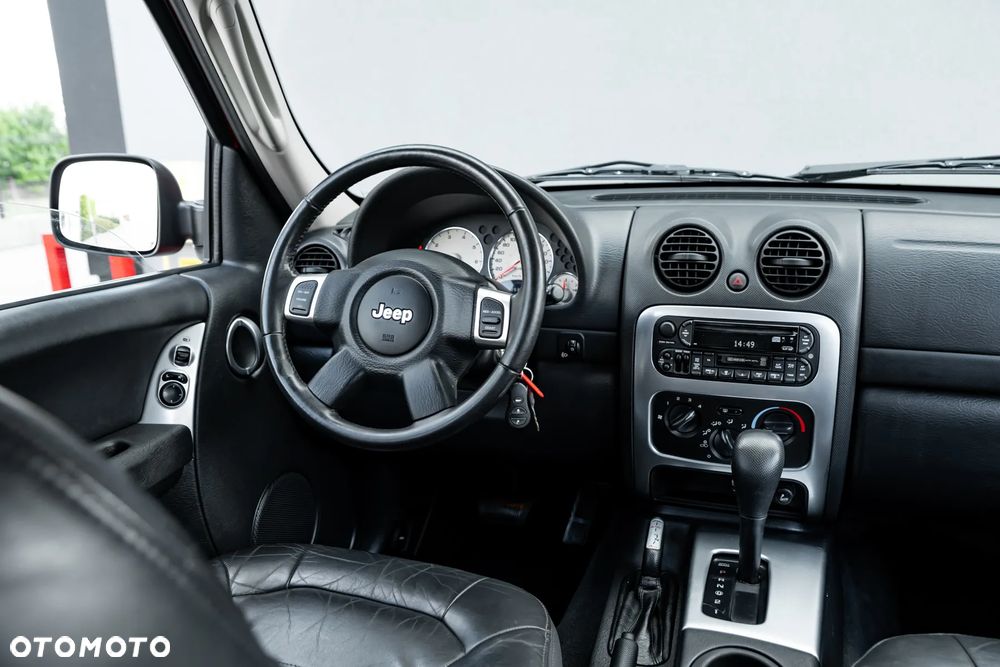 Jeep Cherokee 3.7L Limited - 16