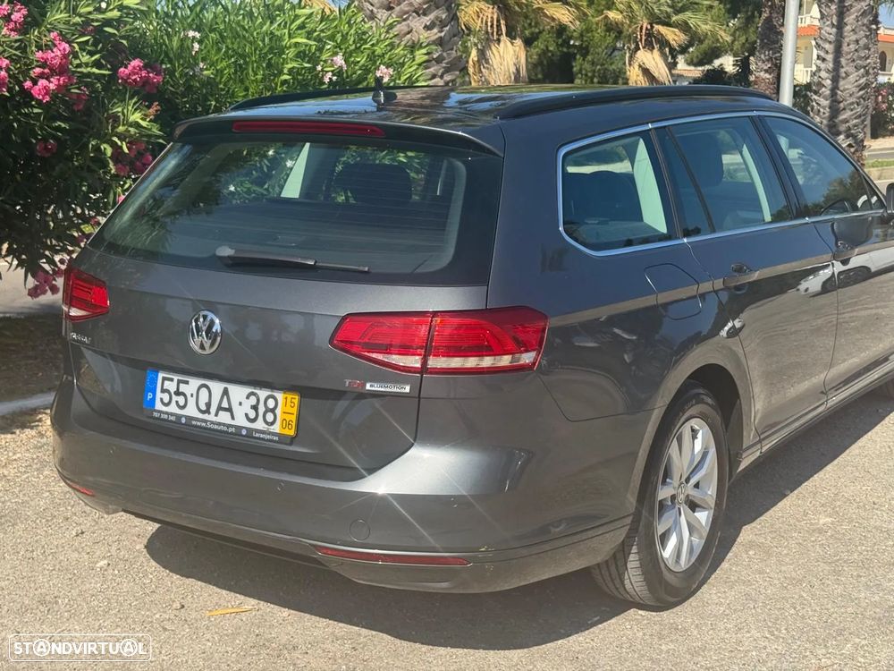 VW Passat Variant 1.6 TDI Confortline - 11