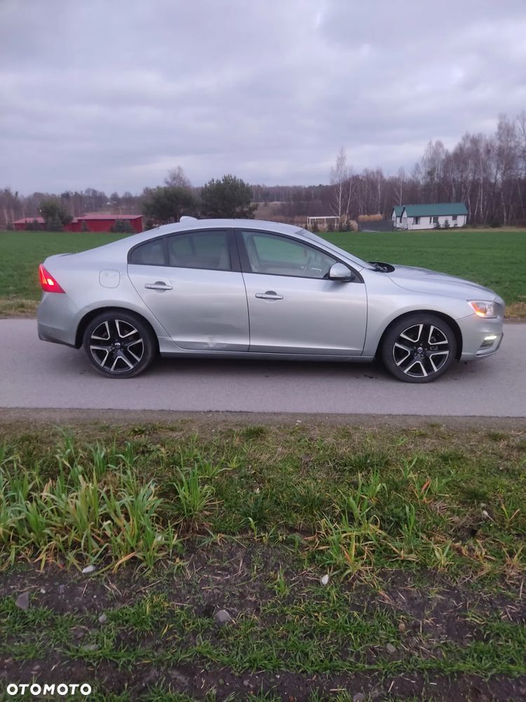 Volvo S60 T5 Geartronic Momentum - 2
