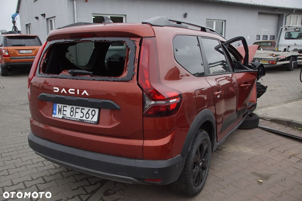 Auto na części - Dacia Jogger Lift 1.0 TCE ECO-G 91 KM H4D480 JT4018 2023R Silnik Skrzynia Drzwi Klapa Zderzak Błotnik Lampa Lusterko Klamka Szyba Deska Kokpit Sterownik Moduł Czujnik Licznik Wyświetlacz Panel - 6