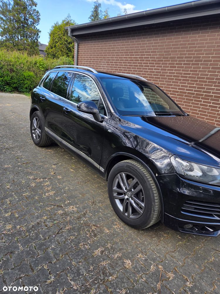 Volkswagen Touareg 3.0 V6 TDI BMT R-Style - 3