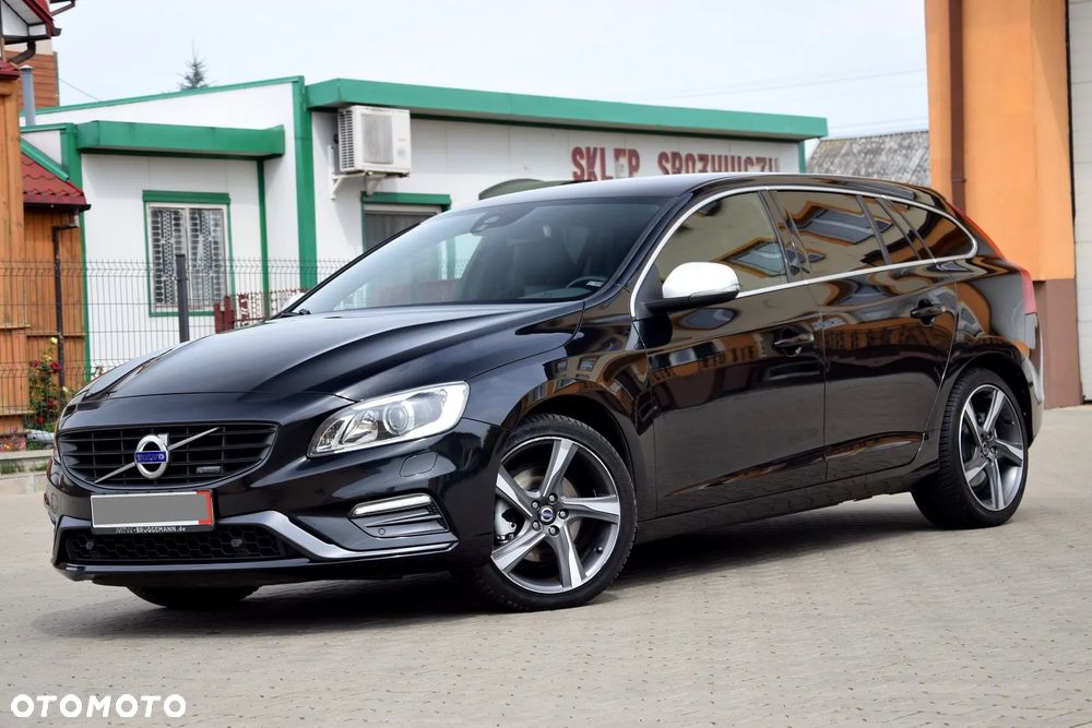 Volvo V60 D4 R-Design - 10