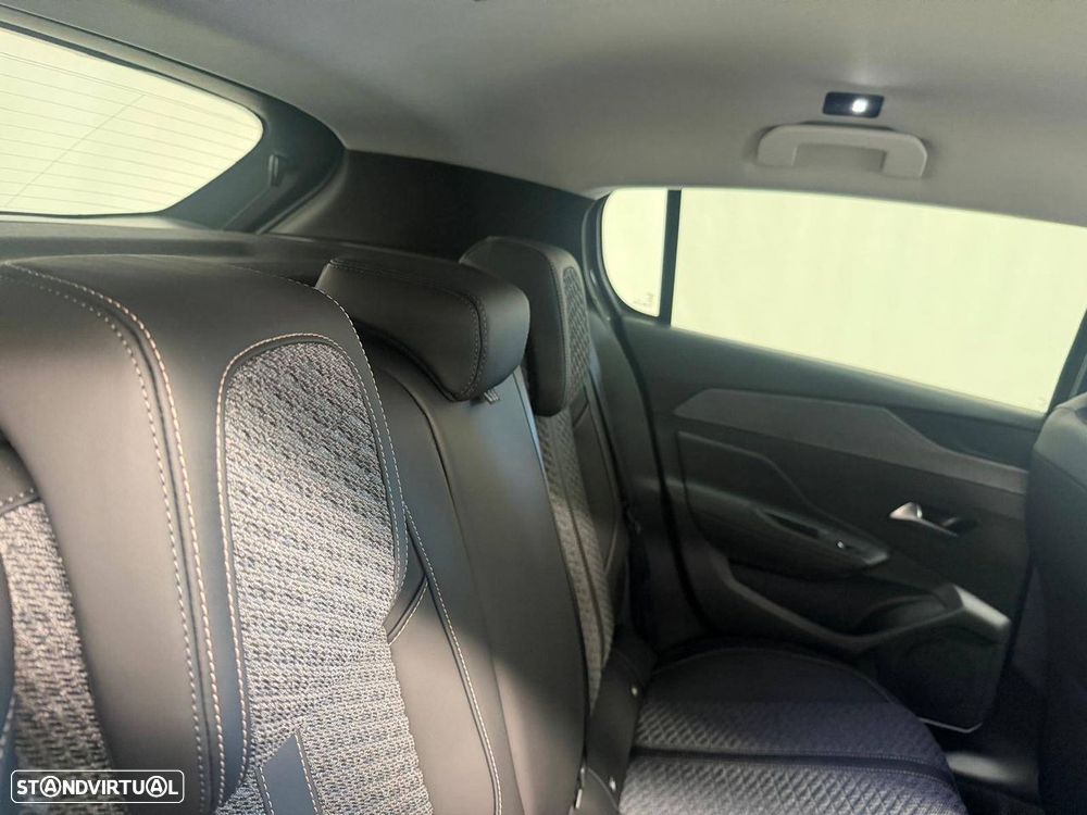 Peugeot 308 1.6 Hybrid Allure e-DCS7 - 18