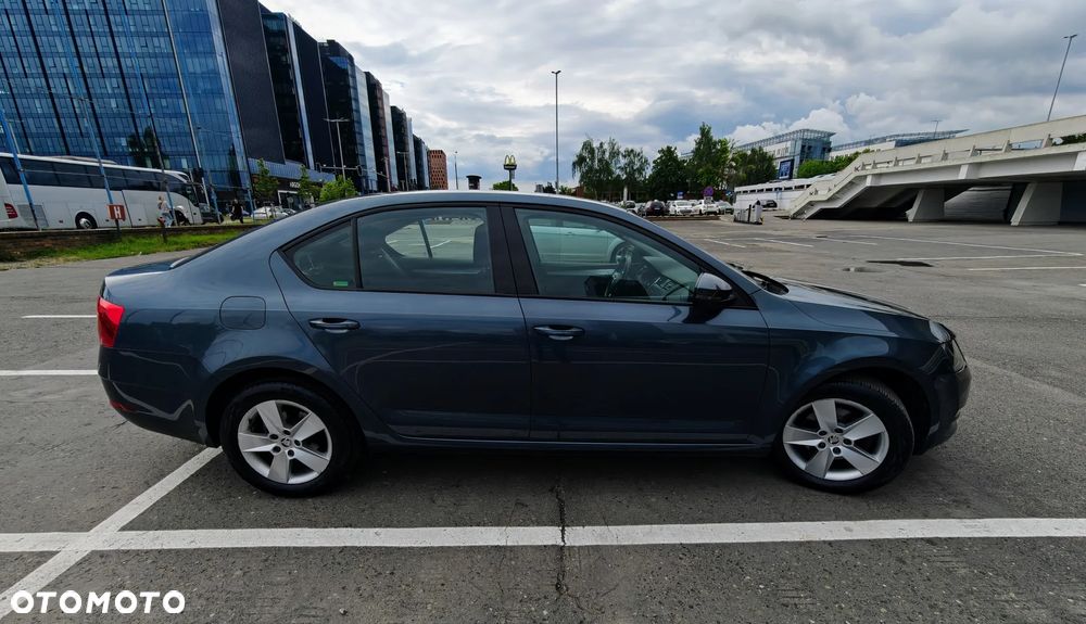 Skoda Octavia 1.4 TSI Ambition - 4