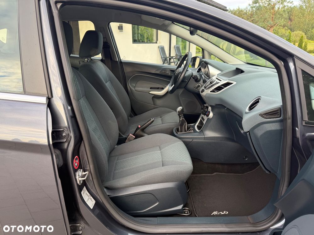 Ford Fiesta 1.4 Titanium - 13