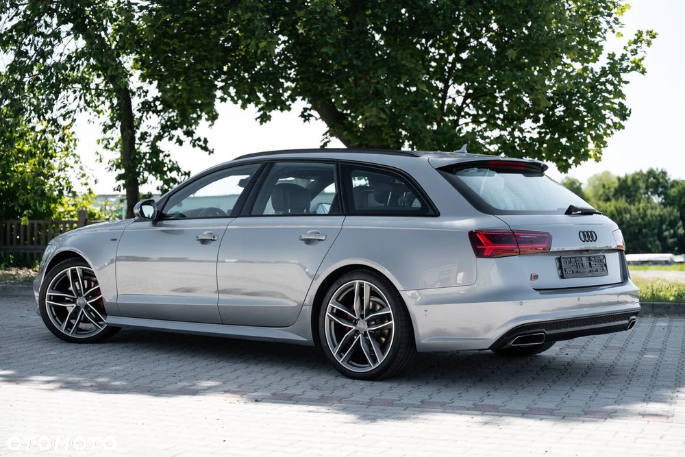 Audi A6 Avant - 11