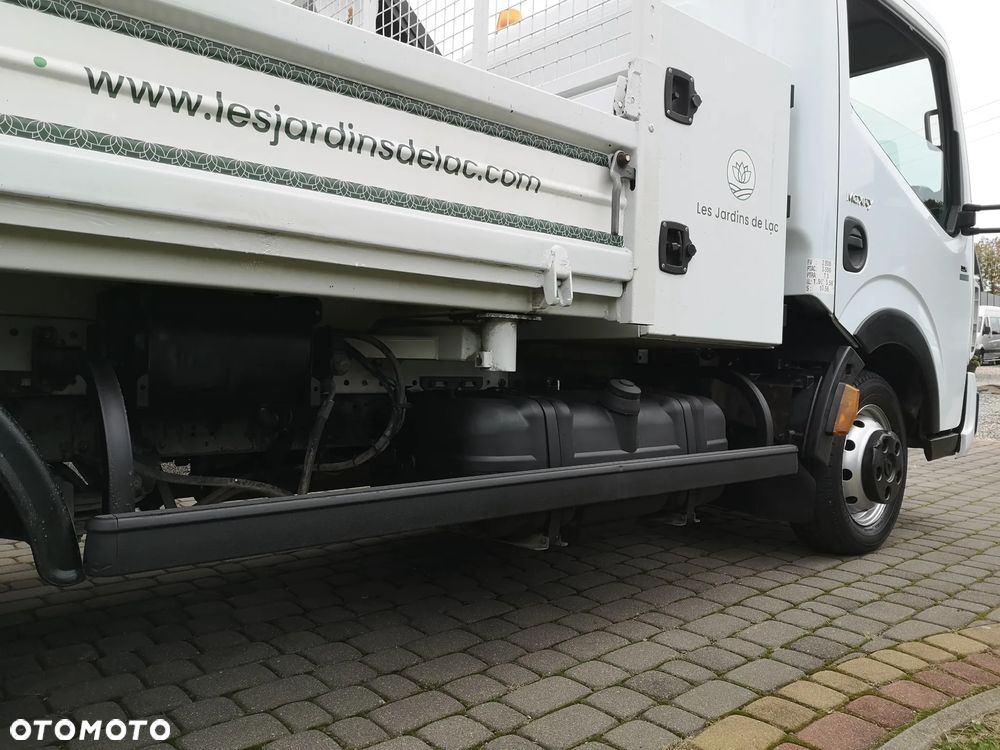 Renault Maxity 2.5dXi 130 - 21