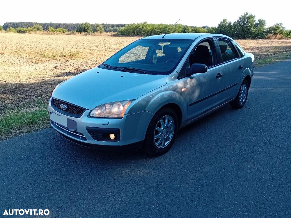 Ford Focus 1.6i Trend - 1